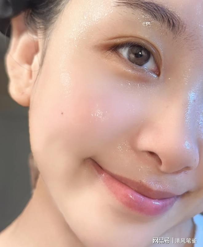 行榜前十名品牌轻松拯救干燥肌姐妹！AG旗舰厅网站入口春夏护肤必备：排(图5)
